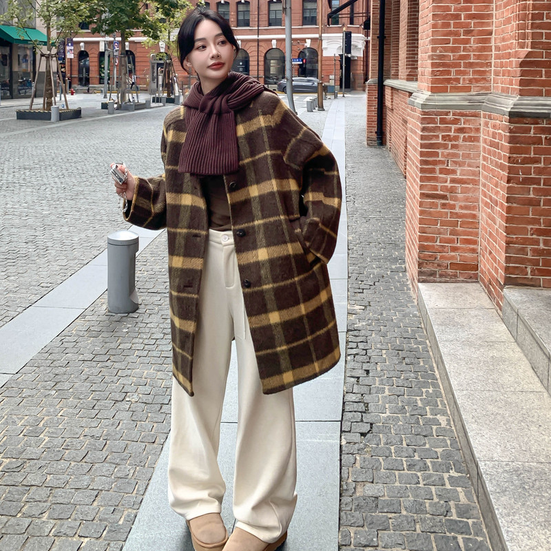 2025秋冬新款韩版高级感双面羊绒大衣女长款格子外套羊毛大衣潮,女装毛呢外套,2B143