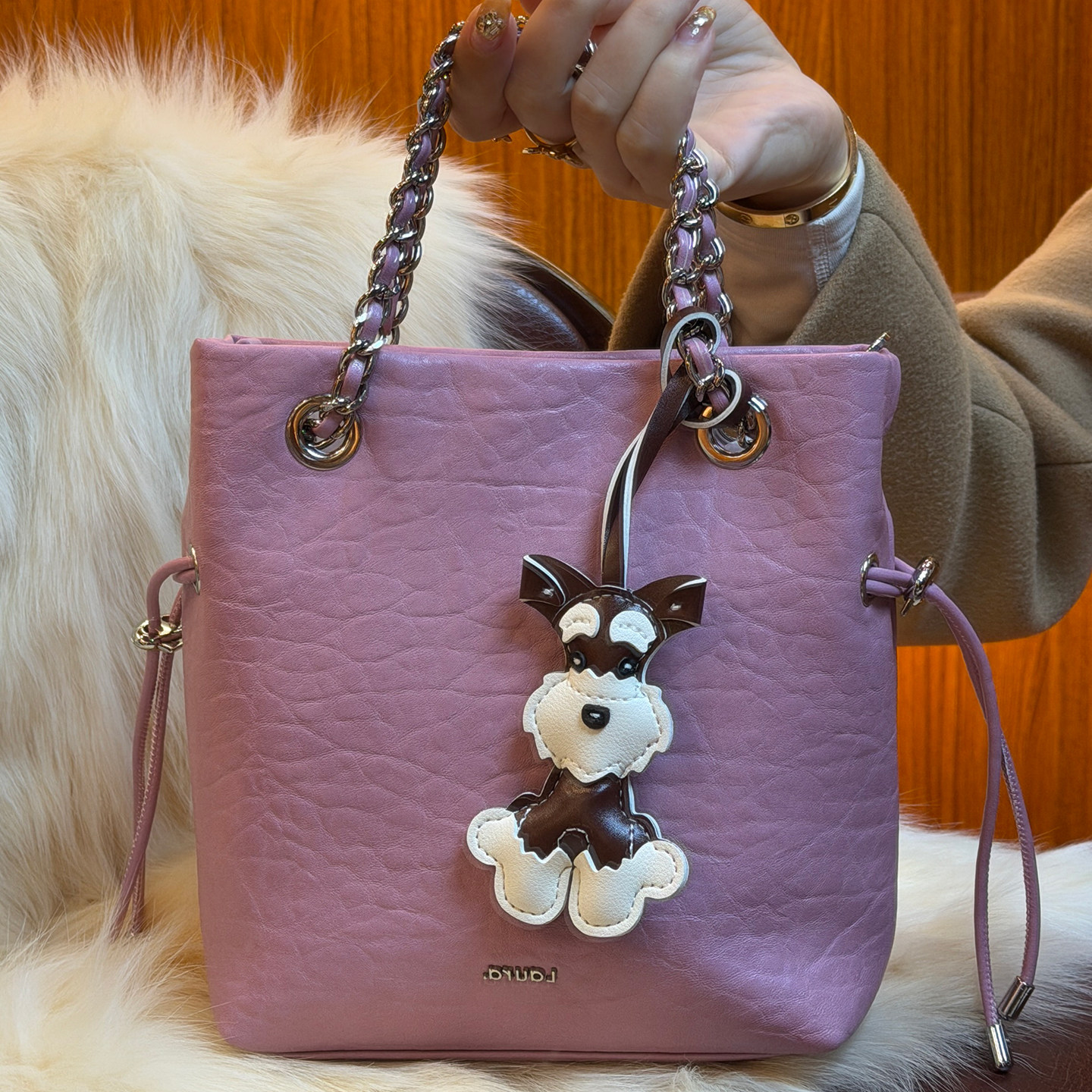 劳拉时黛正品女包2026新款高级质感水桶包女单肩斜挎包链条通勤包,箱包皮具/热销女包/男包,通用款女包,淘宝优惠券,粉丝福利购,淘宝优惠卷