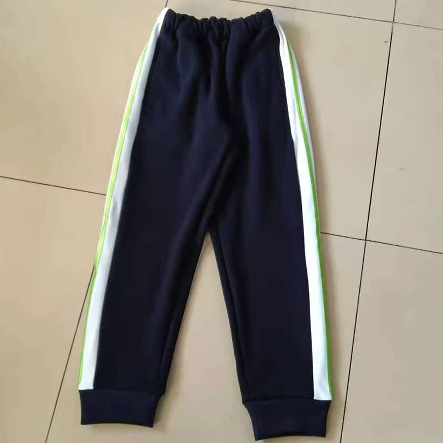 加绒保暖校服团体运动绿色可定制