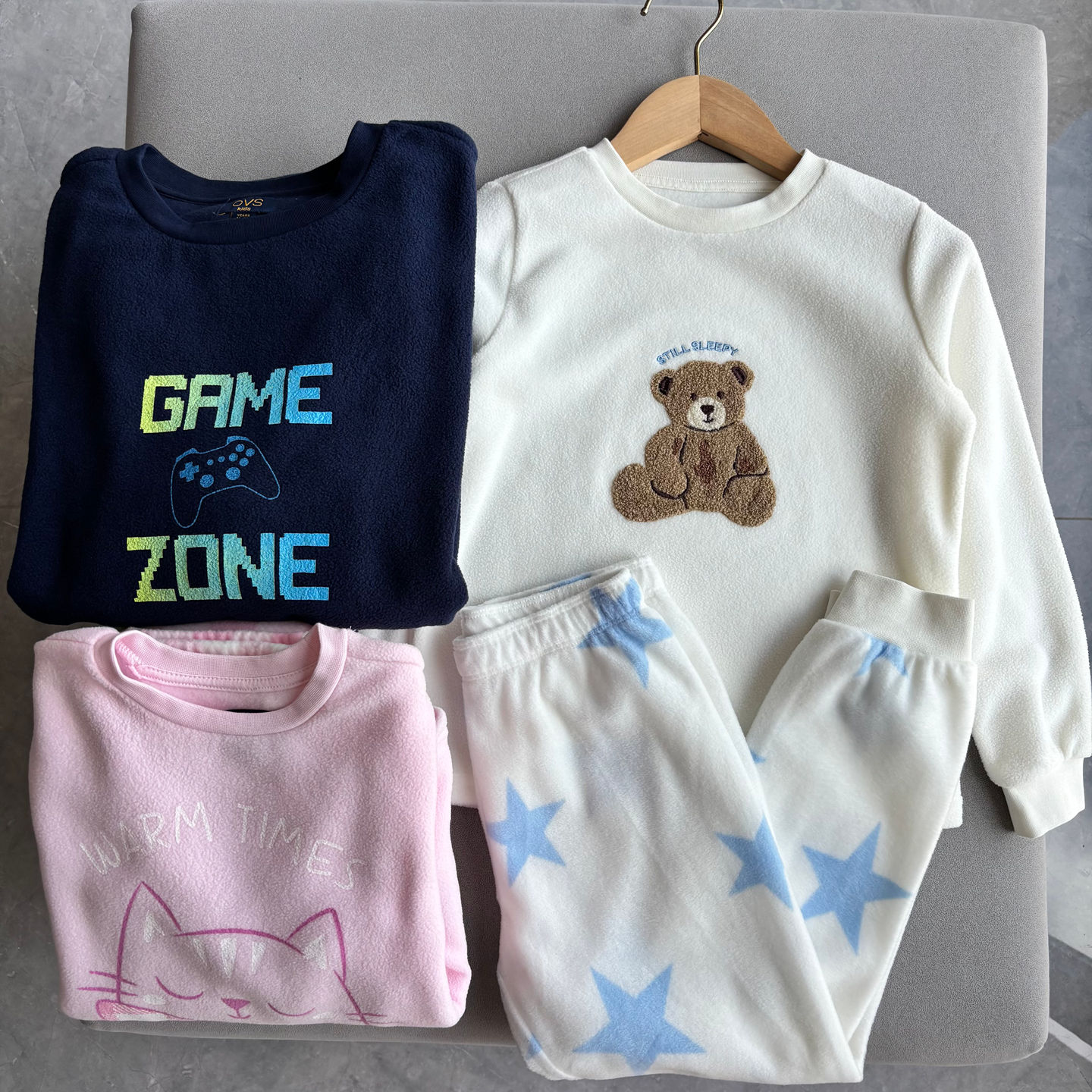 外贸单秋冬新款男童女童摇粒绒长袖长裤子保暖儿童睡衣家居服套装