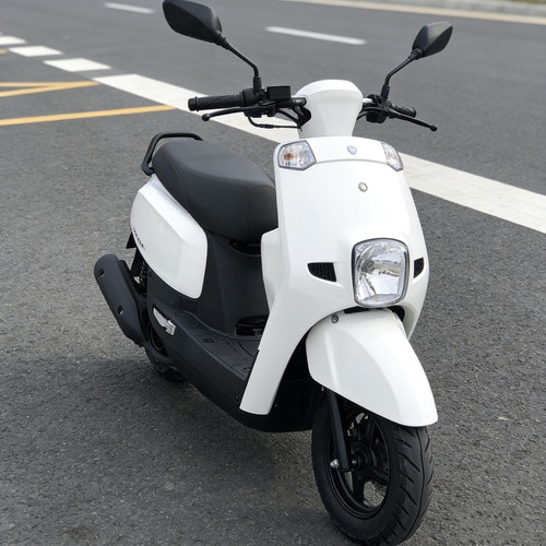 原装雅马哈酷奇二手摩托车100cc