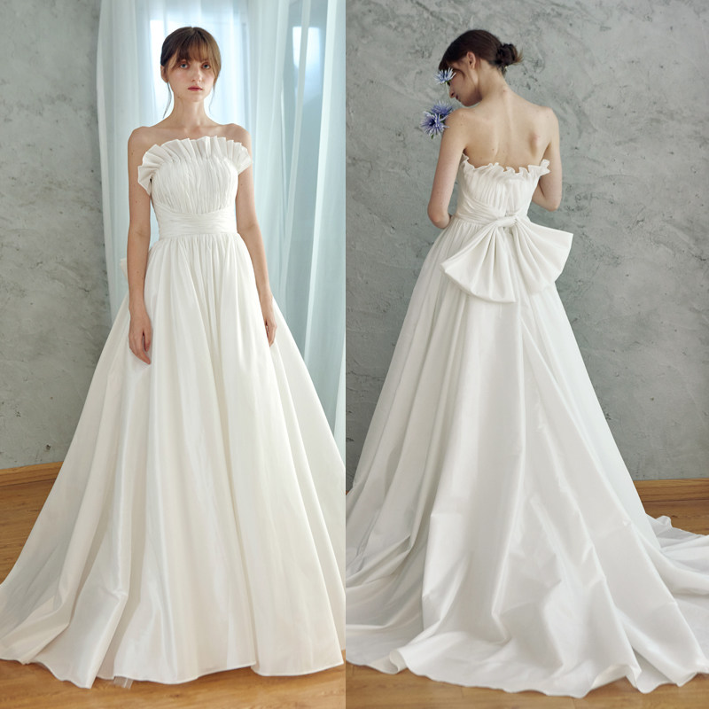 原创新款抹胸复古甜美公主蓬蓬新娘婚纱设计师款简约缎面气质婚纱