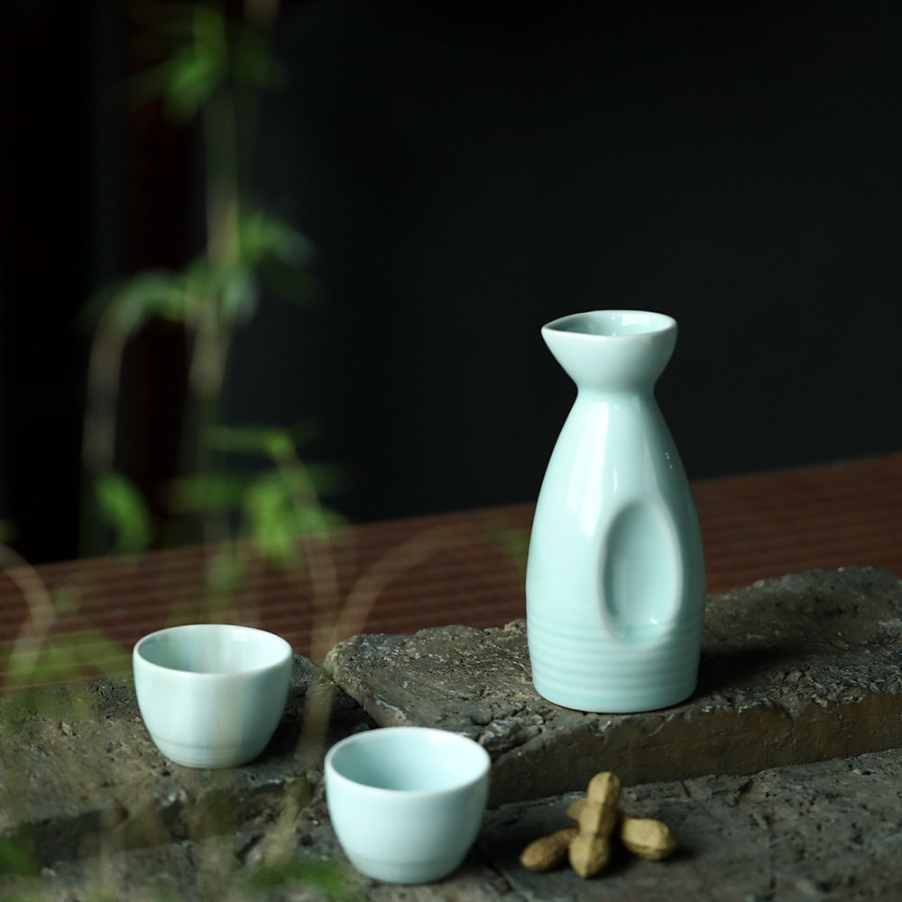 和风小号酒壶日式清酒壶套装青瓷陶瓷家用烈黄白酒杯分酒器
