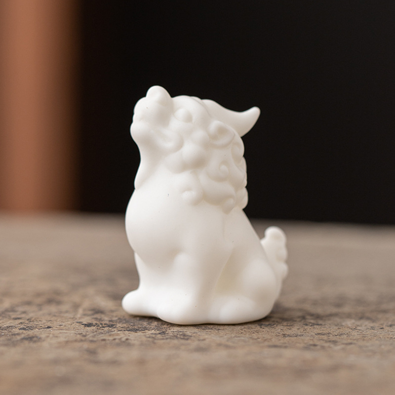 德化白瓷天尊貔貅客厅家居办公摆件开业招财动物桌面工艺装饰礼品