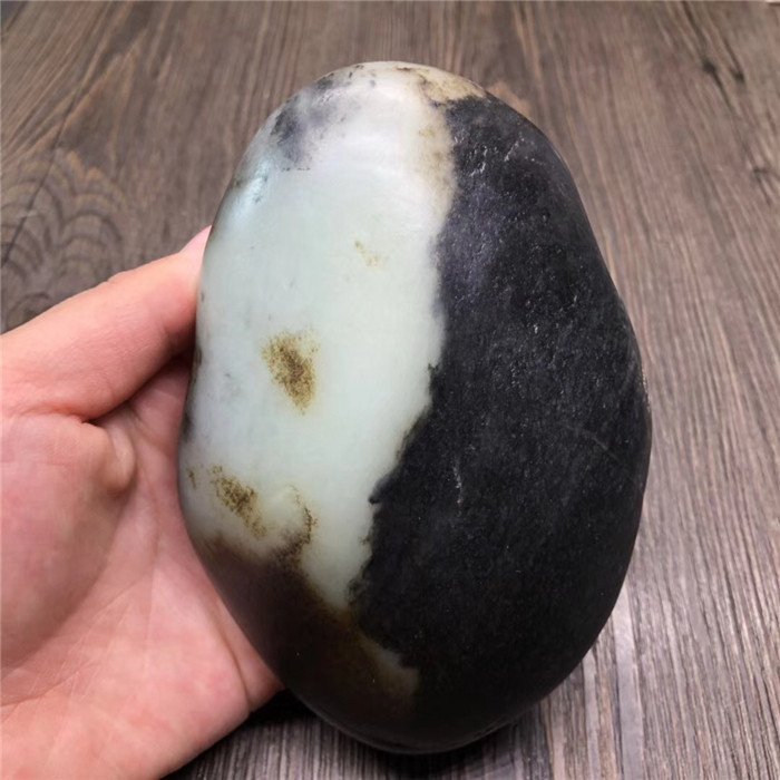 新疆和田玉籽料原石真皮把件天然和田白玉籽料原石摆件把玩件