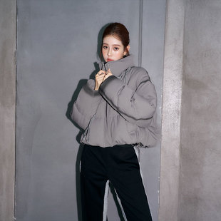 24秋冬新款女立领宽松廓形蓬松保暖鸭绒轻国风短款面包羽绒服灰色