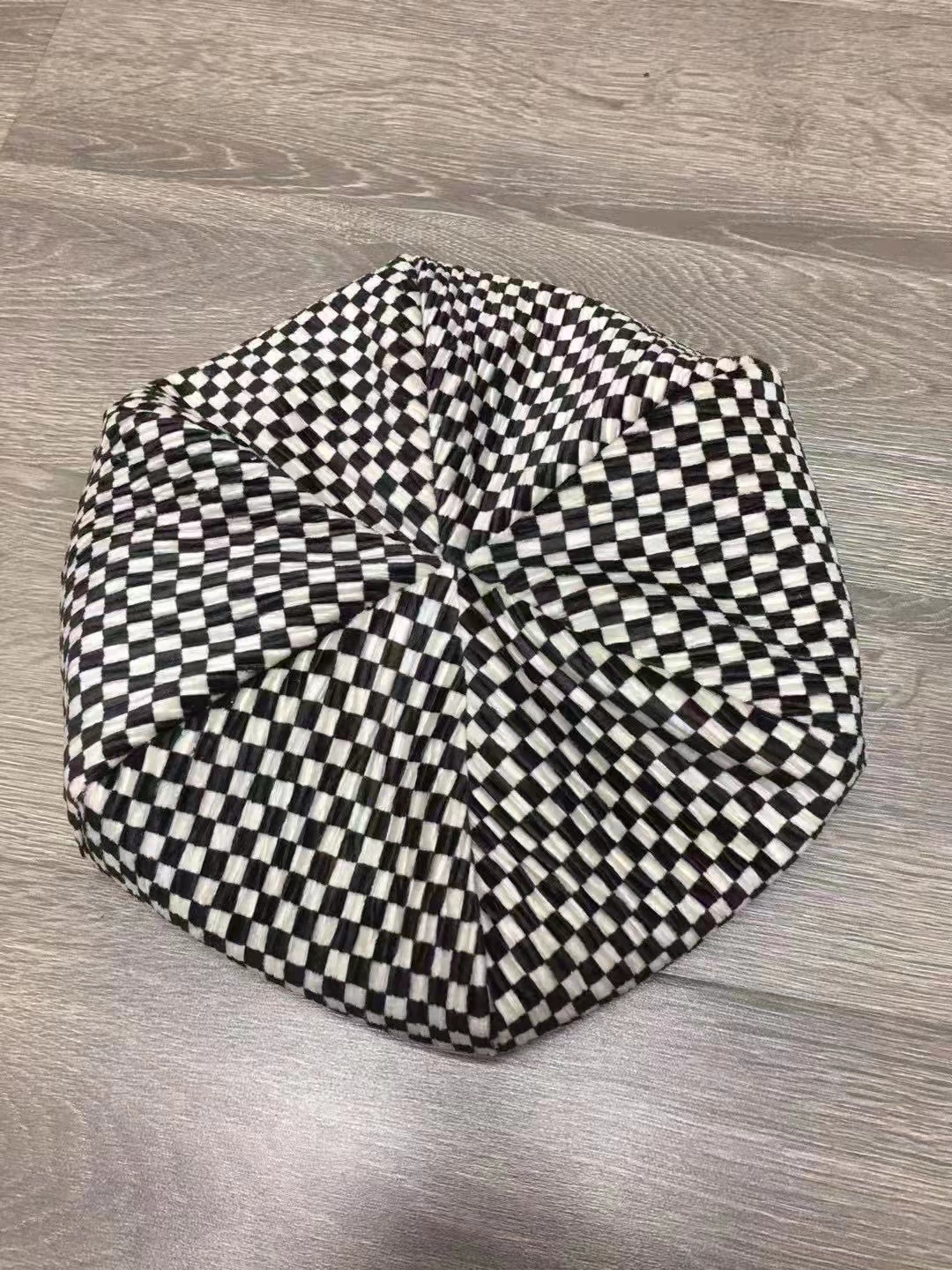 Re-re-de  21秋冬新款新品 棋盘格贝雷帽 R37P634