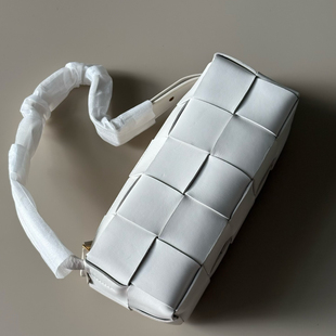 2025新款进口羊皮编织枕头包单肩腋下包手提包 极简女包里外全皮