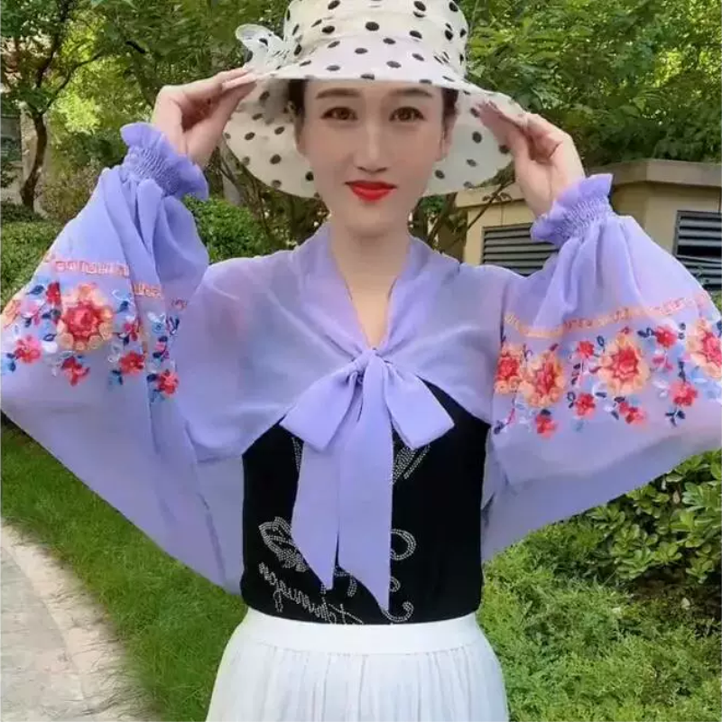 冰丝披肩女士夏季旅游外搭配裙子旗袍薄款披肩户外骑车遮阳防晒衣