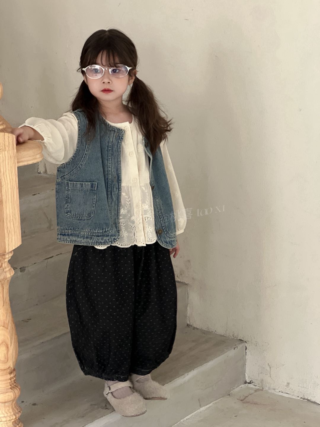 桃喜~25秋装新款女童蕾丝娃娃衫5073牛仔马甲5075波点牛仔裤5172