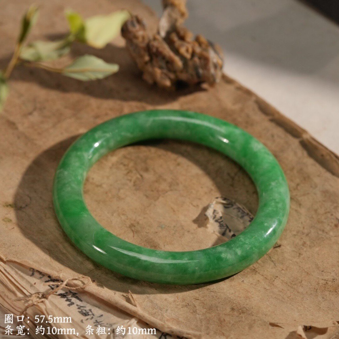 yu0581450-0 全品细糯老坑种满色浓阳绿翡翠圆条手镯圈口57