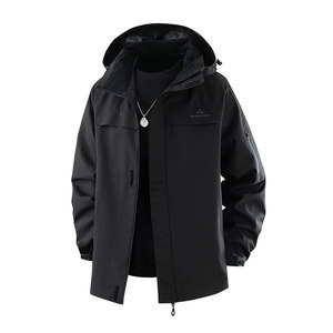 山系冲锋衣男外套2025秋新款户外防风防水登山服夹克Q5573-P68