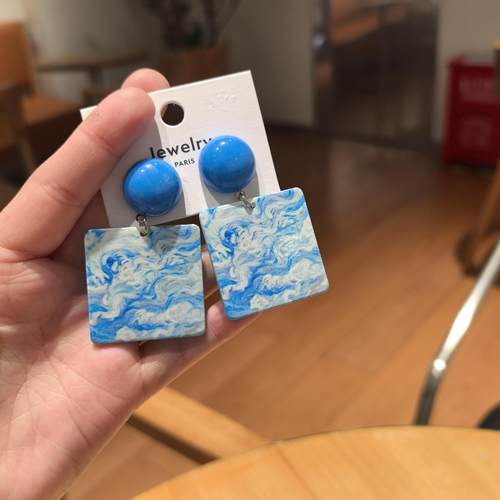 （满9.9包邮）春夏蓝色系油画感印花耳环蓝白相间海浪花气质耳钉