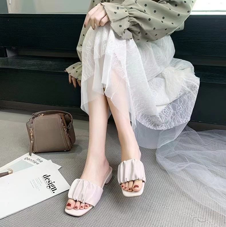 South Korea gate candy color cool slippers pleated face square head middle heel one line thick heel slippers for women