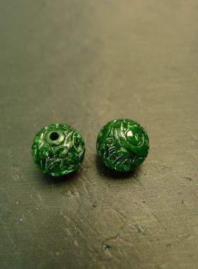 #J568一对满色深辣绿缅甸天然A货翡翠团寿龙纹雕花珠子