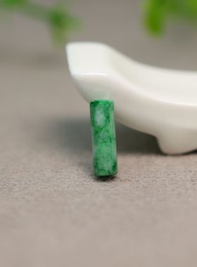 #K527飘辣绿缅甸天然A货翡翠圆柱形管珠柱条长桶珠 DIY珠串配件