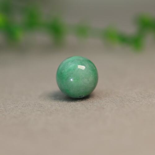 满绿缅甸天然A货翡翠珠子