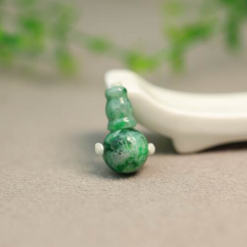 天然A货翡翠素面珠子三通佛头