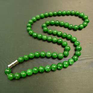 #E523一条满色辣绿天然A货翡翠圆珠子项链