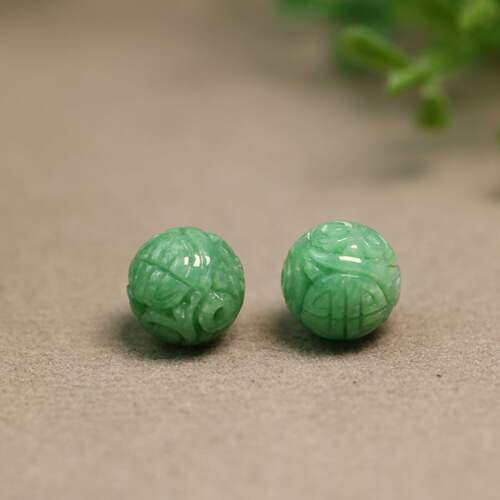 天然A货翡翠团寿龙纹雕花圆珠子