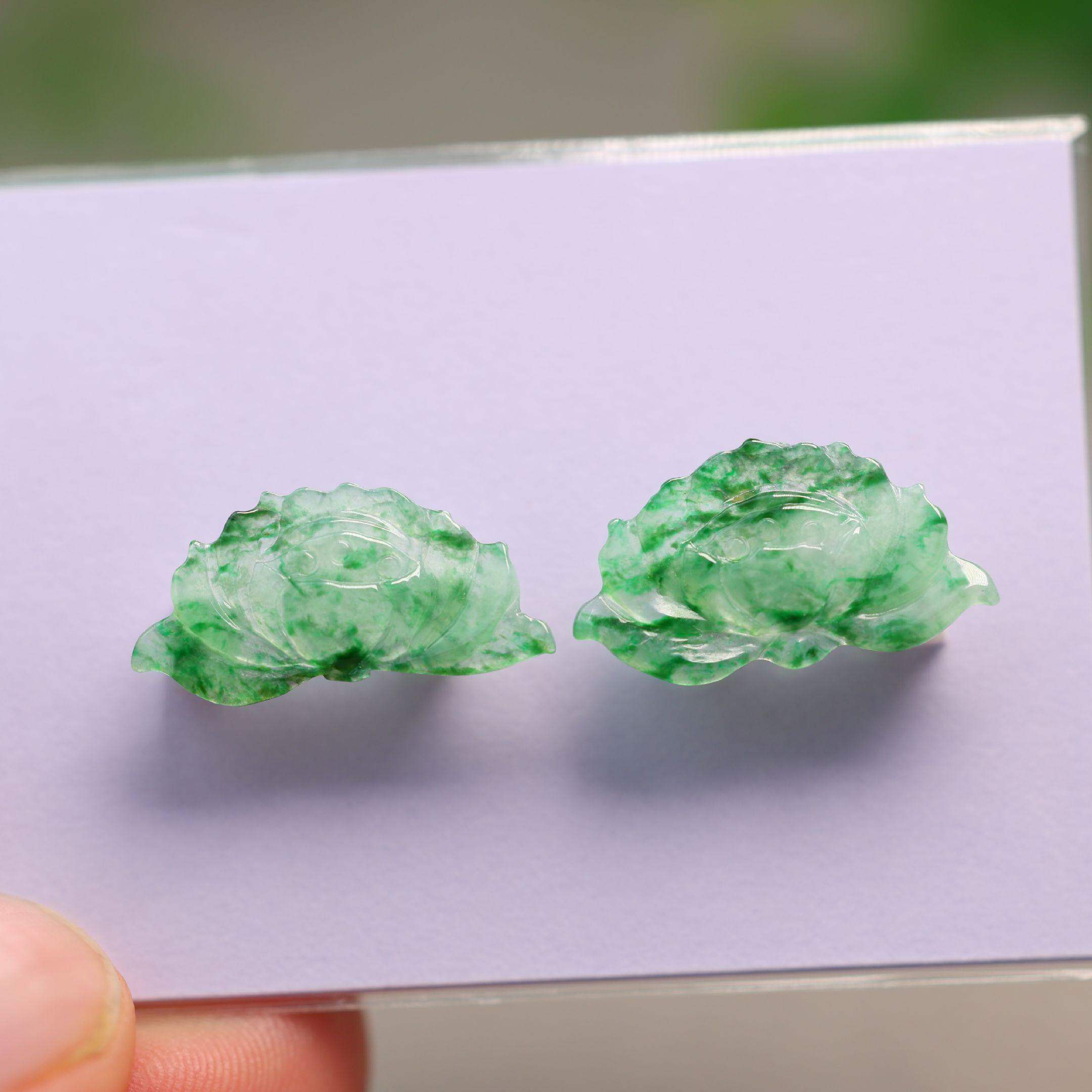 #K591一对老坑冰种飘辣绿缅甸天然A货翡翠莲蓬小花耳钉花片裸石