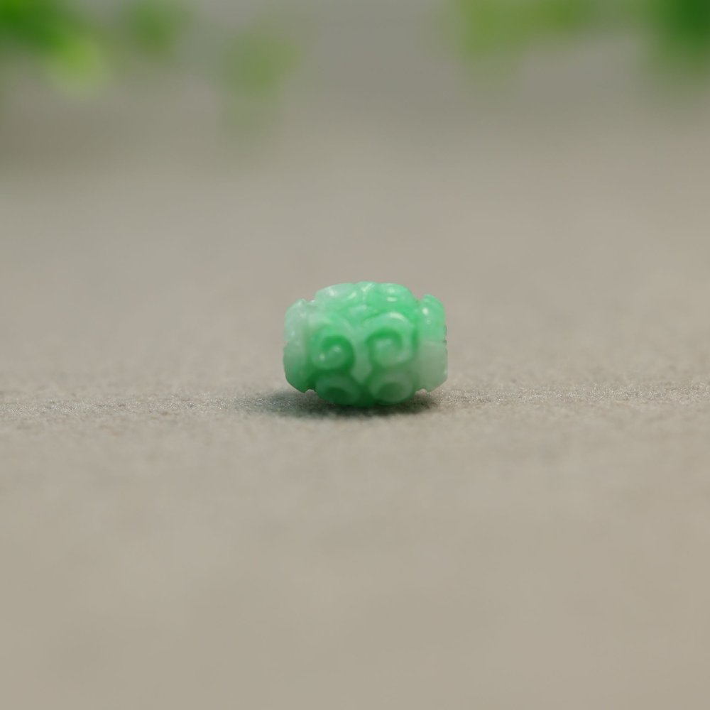翡翠雕花路路通桶珠腰鼓珠子