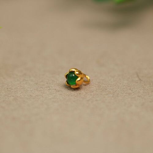 满绿天然A货翡翠蛋面小花小吊坠
