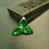 G414满色辣绿天然A货翡翠三叶草小花花朵吊坠花片 DIY配饰小件