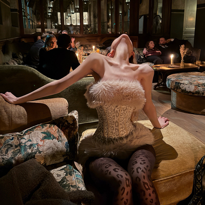 性感小豹子毛茸茸鱼骨抹胸连衣裙