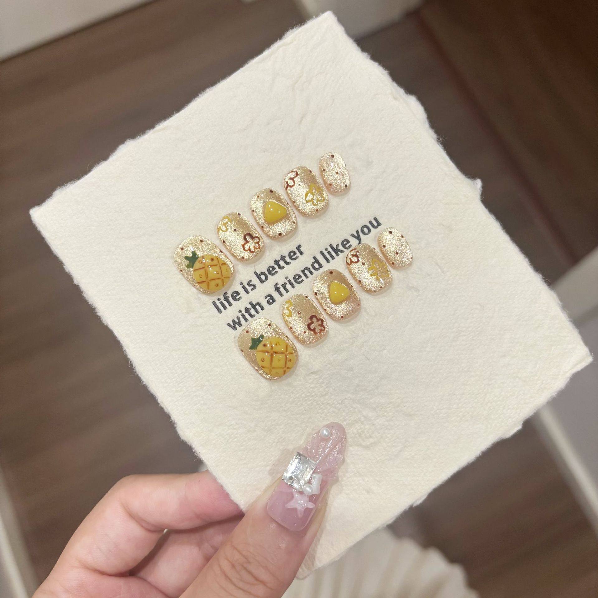 Jx【菠萝派】捏捏穿戴甲纯手作高端猫眼夏日穿戴甲甲片高级感日常,彩妆/香水/美妆工具,穿戴甲/甲片,淘宝优惠券,粉丝福利购,淘宝优惠卷