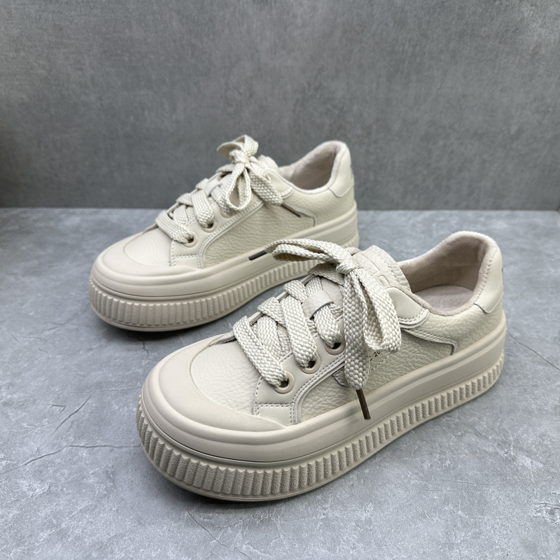 小白鞋松糕底厚底加绒时尚板鞋