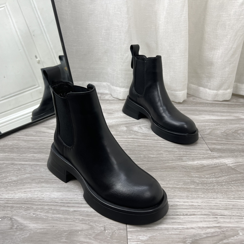 加棉保暖中跟短筒马丁靴