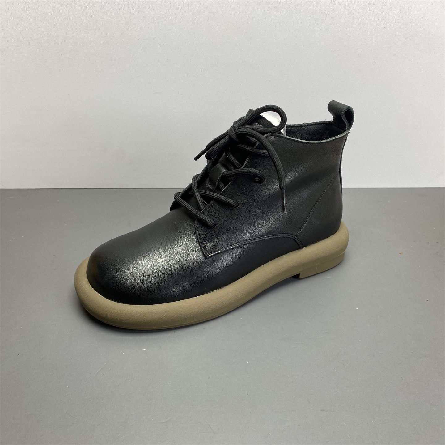 圆头低跟舒适百搭时装靴