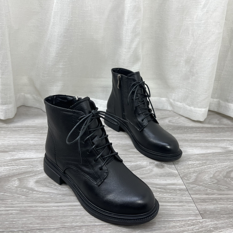 低跟圆头加棉日常马丁靴