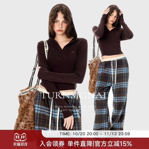 TurnSignal德绒V领针织打底衫女