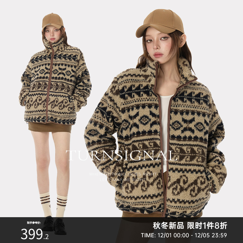 TurnSignal仿羊羔毛外套女