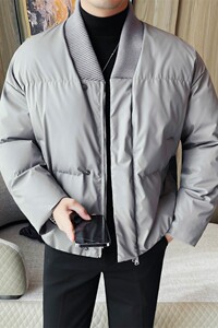 M23069-P200冬季无领宽松黑色时髦保暖简约棉服 加厚短款棉衣外套图片