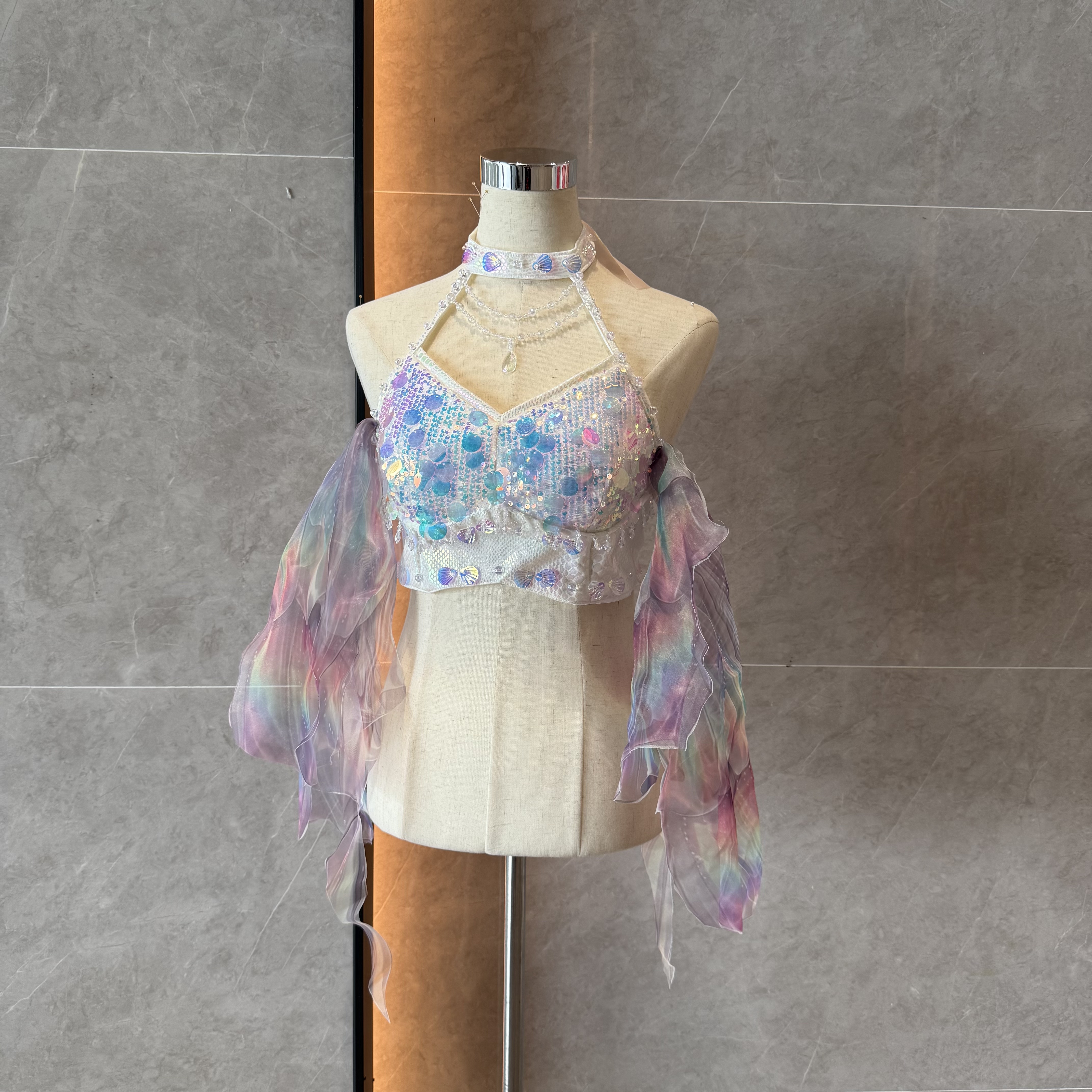 芸儿2026新款美人鱼鱼鳞分体式泳装泳衣游泳拍照潜水服潜水拍照