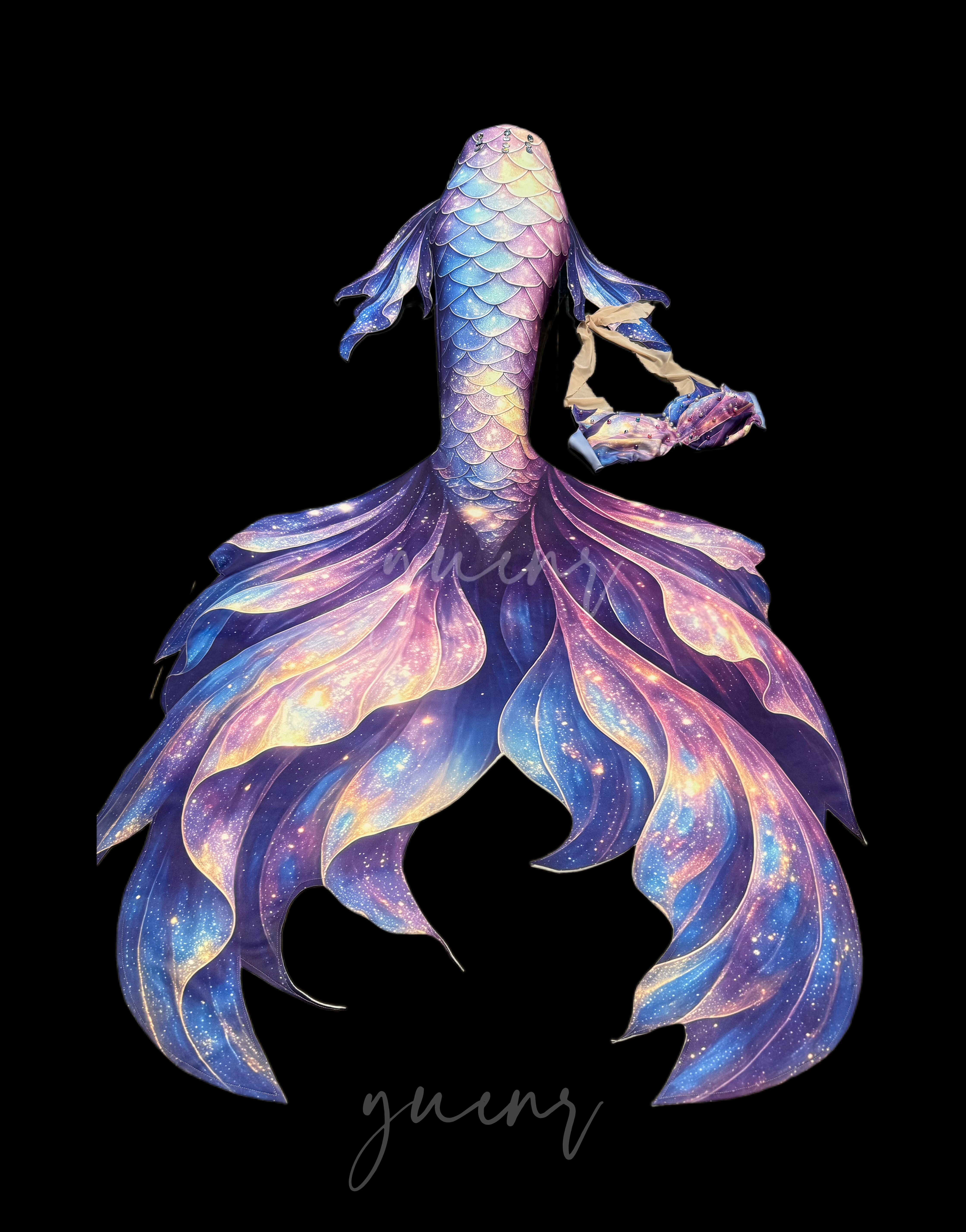 yuenr芸儿大尾巴美人鱼星空油画风海洋馆拍摄花絮海边泳衣