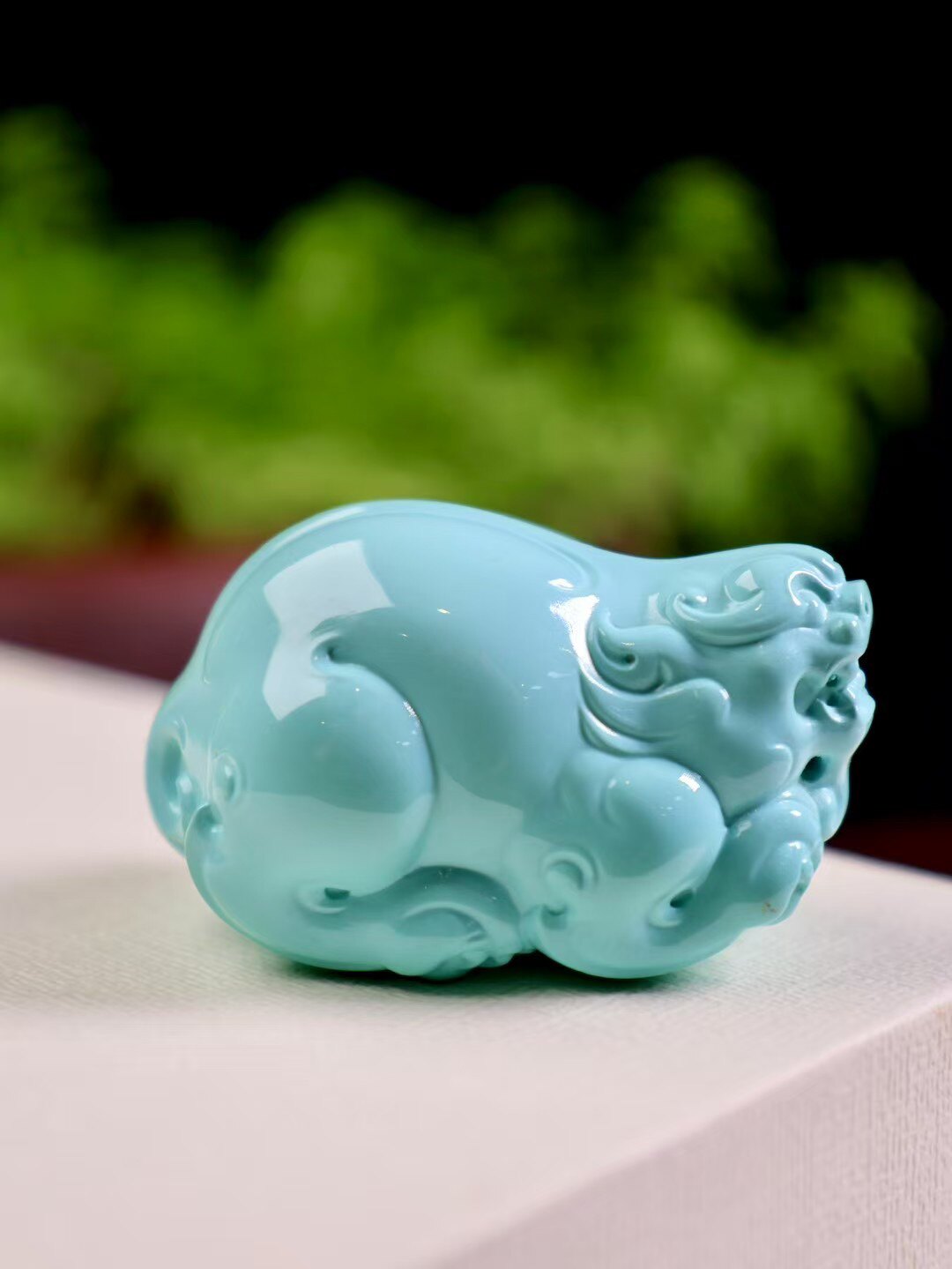 精品湖北十堰原矿高瓷绿松石雕刻貔貅吊坠