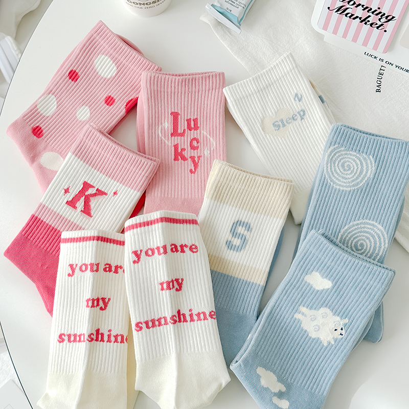 清新运动风韩版卡通中筒袜纯棉