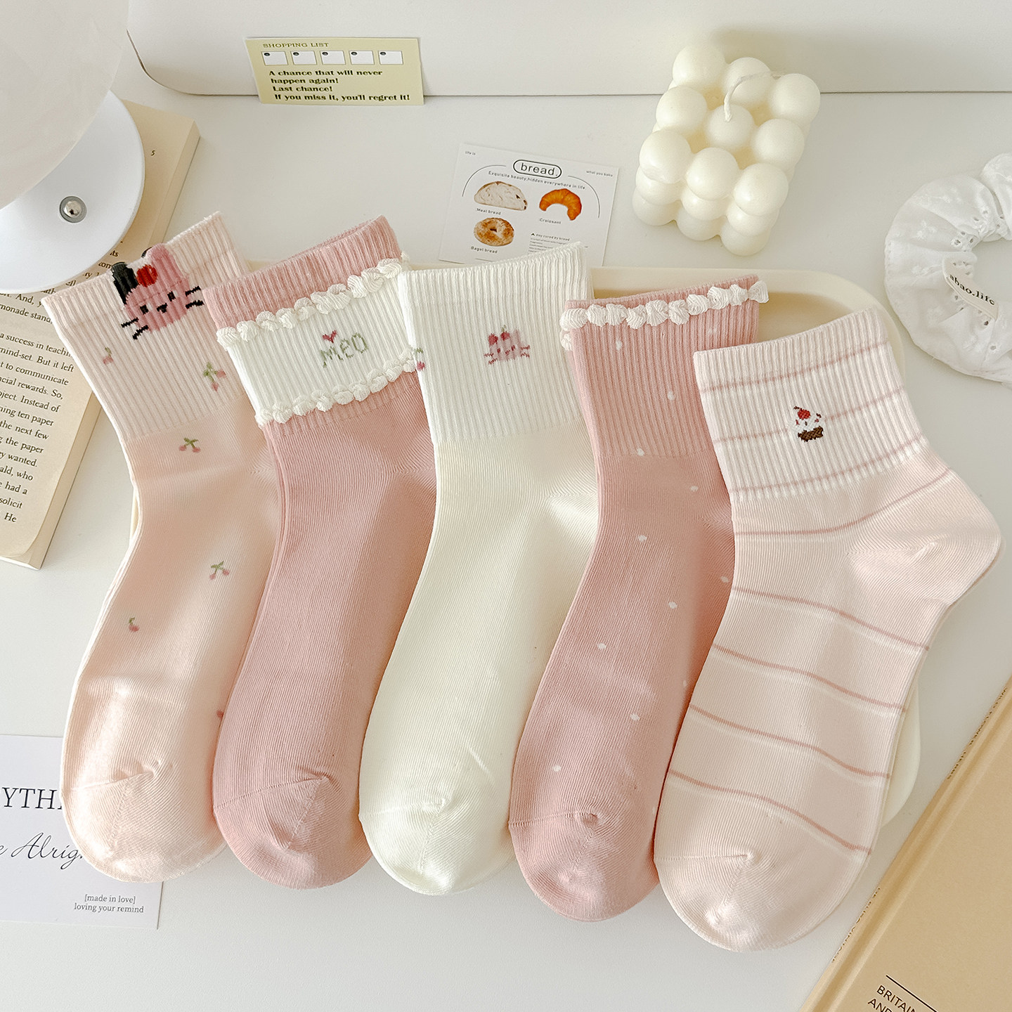 春秋新款粉色小猫袜子女中筒袜精梳棉透气花边卡通可爱甜美运动风,女士内衣/男士内衣/家居服,中筒袜,淘宝优惠券,粉丝福利购,淘宝优惠卷