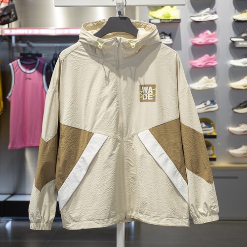 李宁运动风衣宽松舒适