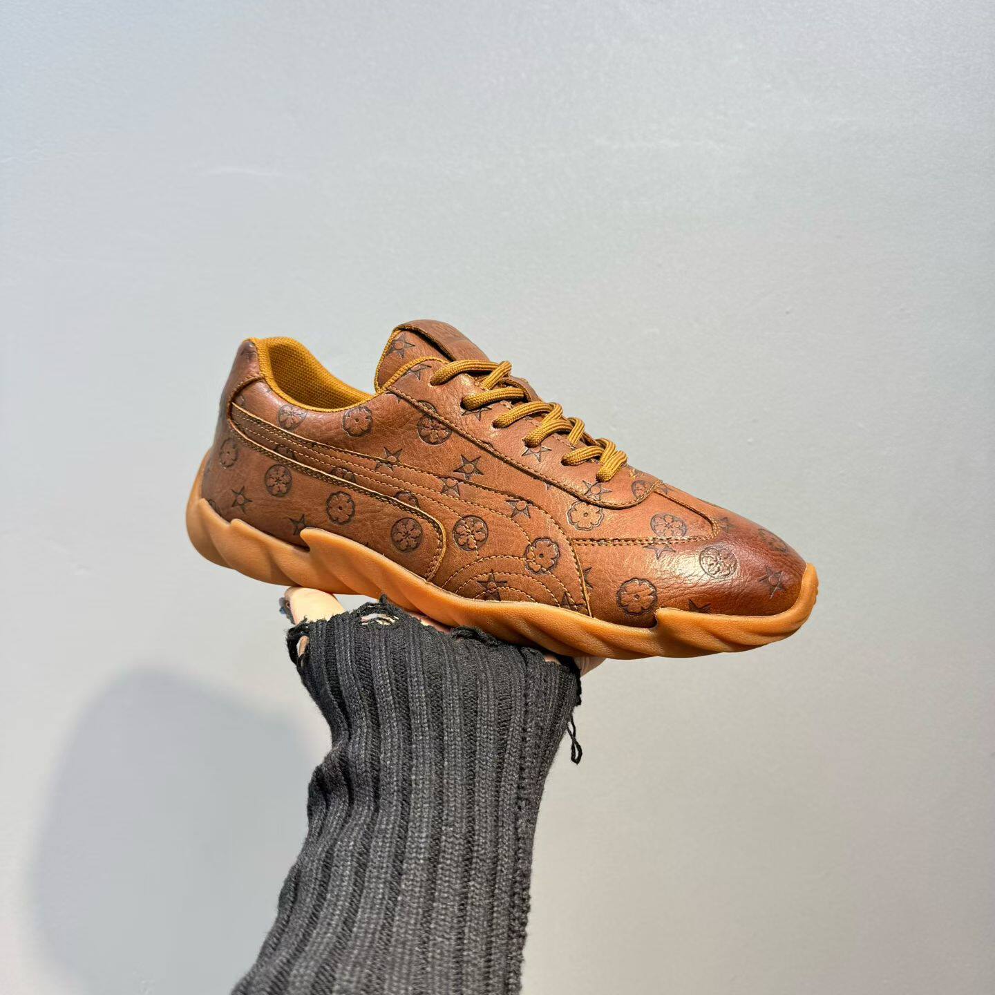 男鞋2026春季运动复古皮面潮牌德训鞋休闲百搭轻便男士时尚板鞋