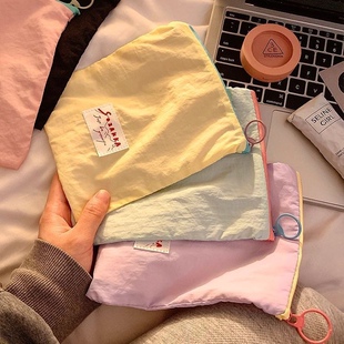 化妆包便携外出薄款马卡龙撞色口红化妆品收纳袋高颜值简约拉链包