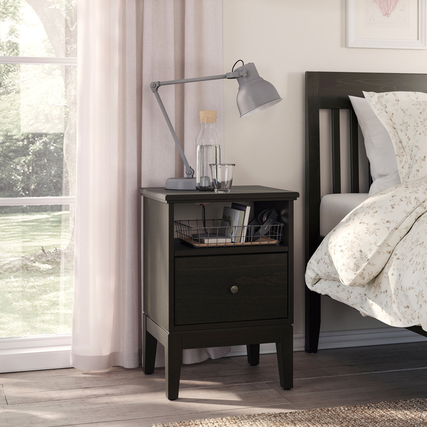 IKEA宜家宜达奈床头桌47x40厘米客厅边桌置物架储物桌简约现代