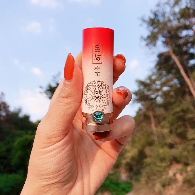 李琦推荐故宫雕花款口红不沾杯龙梓嘉独角兽高颜值国货彩妆吕后
