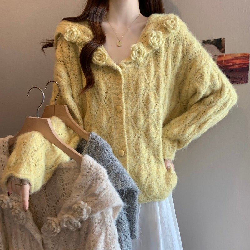 大码女装2025秋季新款胖MM海军大翻领手工花朵长袖开衫上衣毛衣潮,女装/女士精品,大码内搭,淘宝优惠券,粉丝福利购,淘宝优惠卷