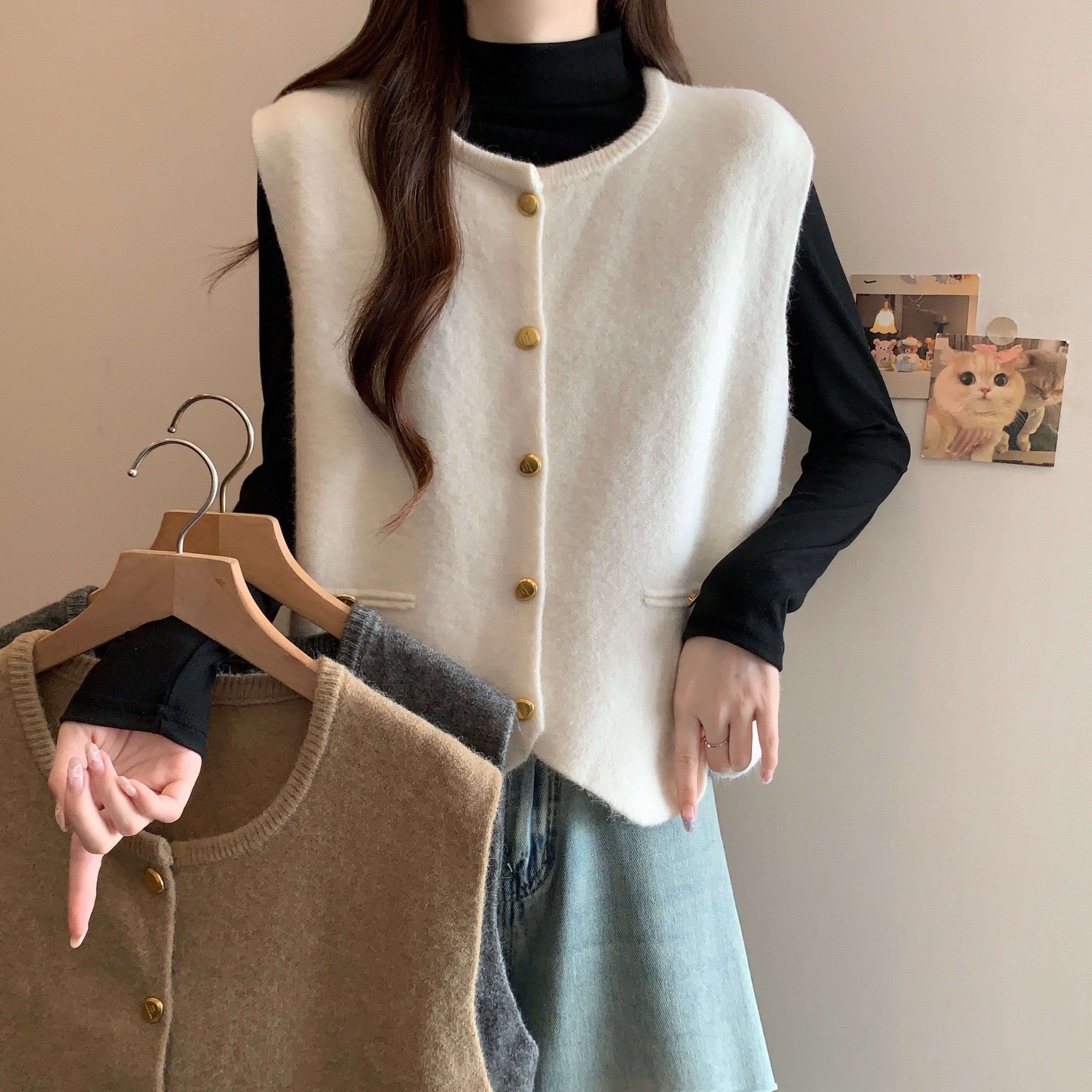 大码女装秋冬圆领纽扣开衫马甲胖MM小香风叠穿针织坎肩无袖上衣潮,女装/女士精品,大码内搭,淘宝优惠券,粉丝福利购,淘宝优惠卷