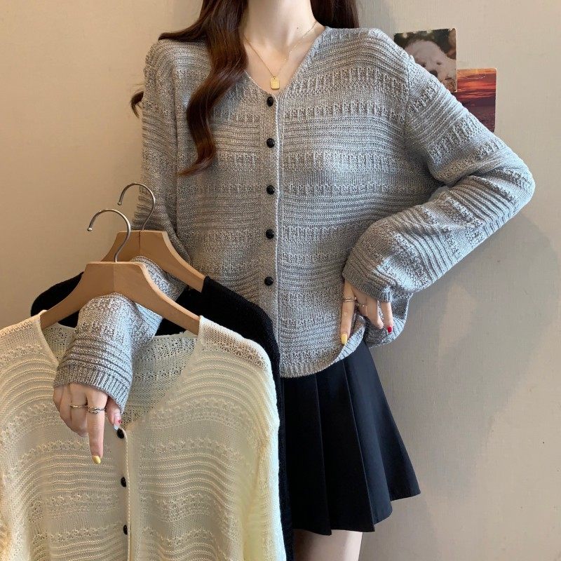 大码女装2025秋季新款时尚百搭V领简约长袖开衫上衣针织衫毛衣潮,女装/女士精品,大码内搭,淘宝优惠券,粉丝福利购,淘宝优惠卷